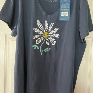 NEW. Life Is Good short sleeve tee, v neck, navy blue size xl